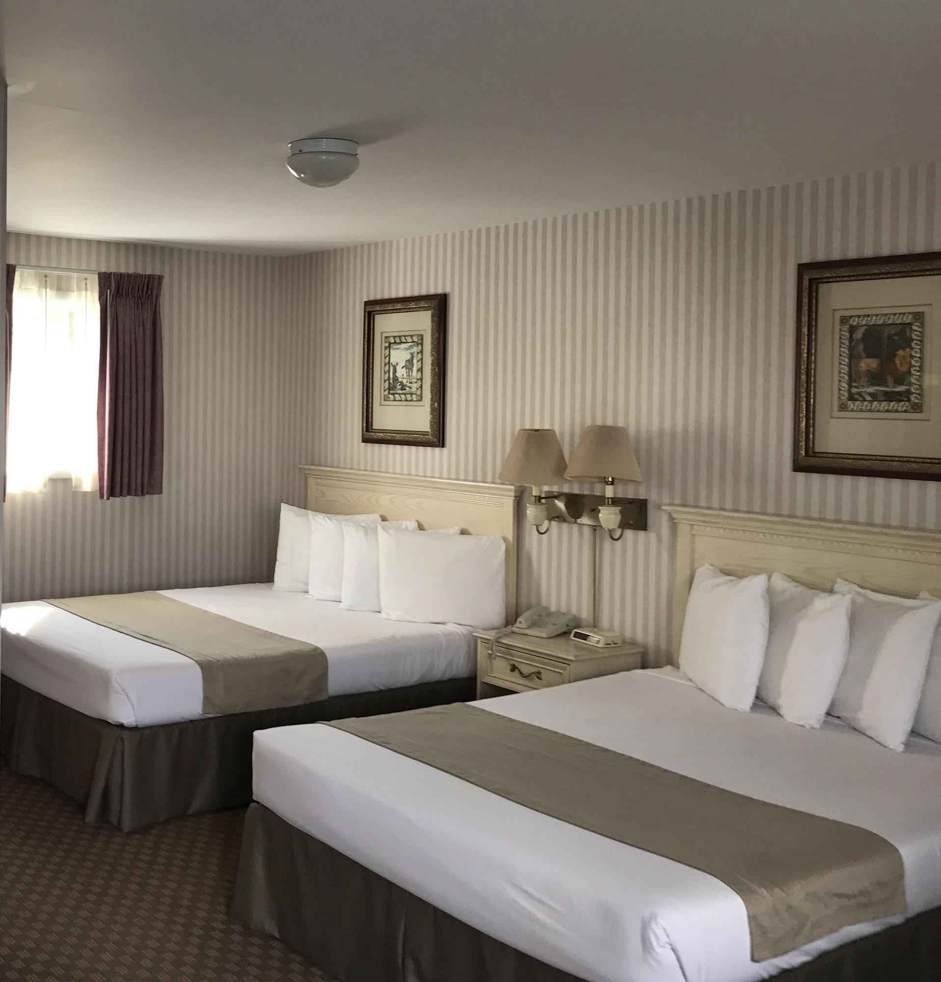 Parkside Inn Bridgeview Mackinaw City Exterior foto