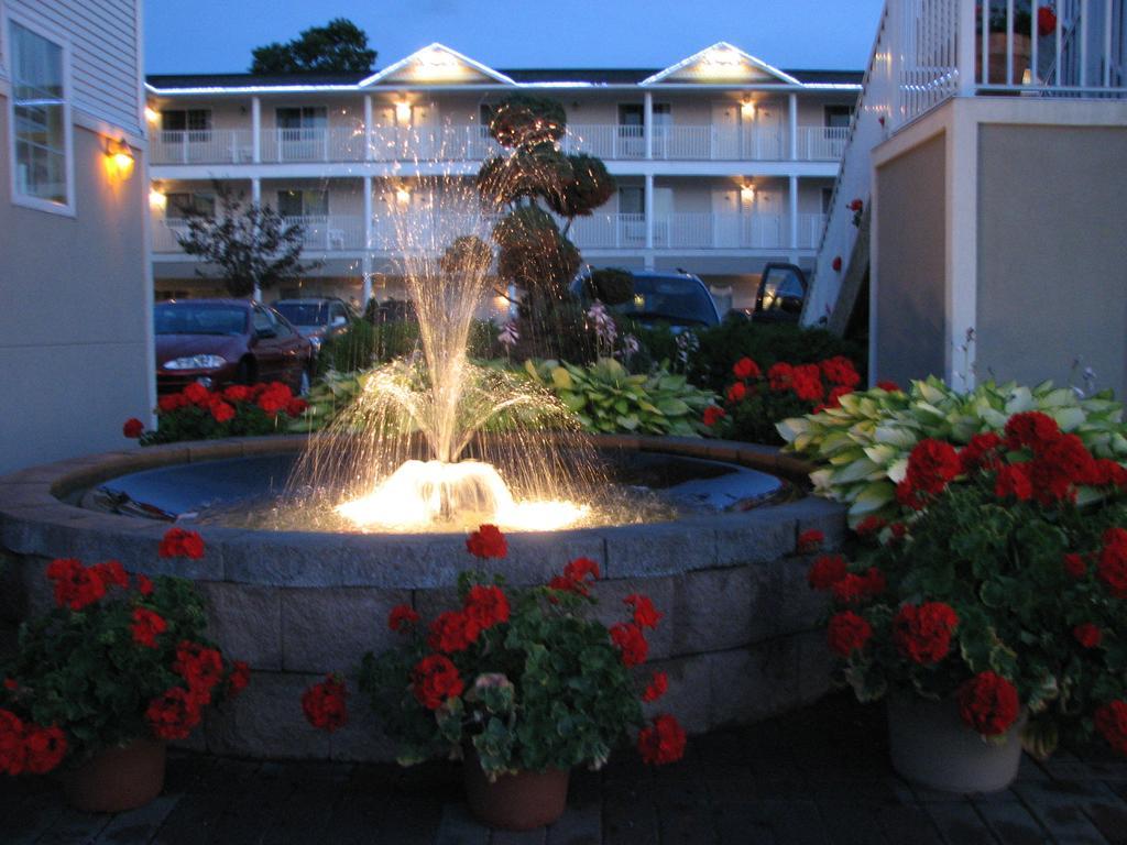Parkside Inn Bridgeview Mackinaw City Exterior foto