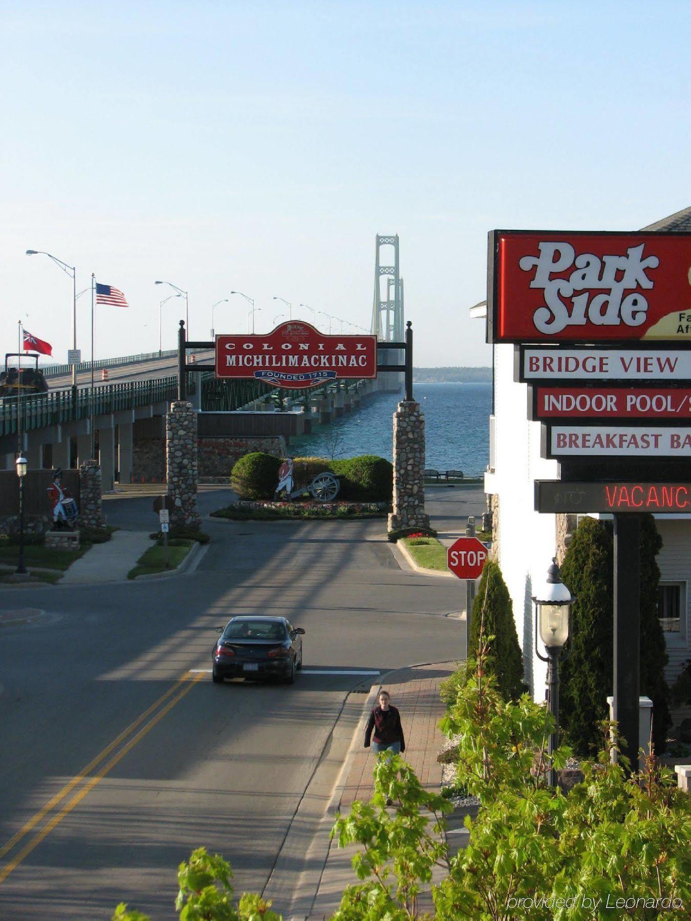 Parkside Inn Bridgeview Mackinaw City Exterior foto